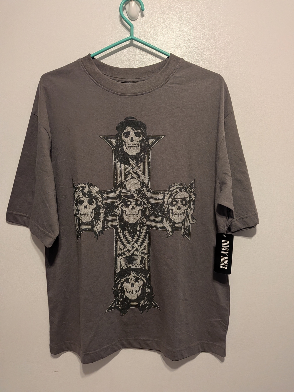 Men's Gray Skull Cross Graphic Short-Sleeve Tee